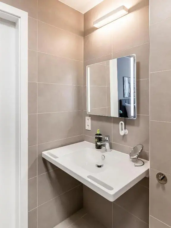 Foto - Limehome Berlin Luise Henriette Str - Digital Access