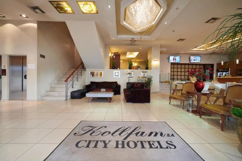 Photo - Crystal City Hotel