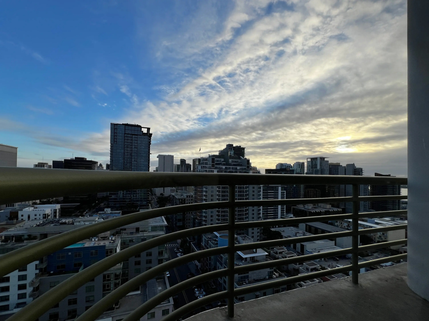 Photo - Courtyard by Marriott San Diego Downtown Little Italy