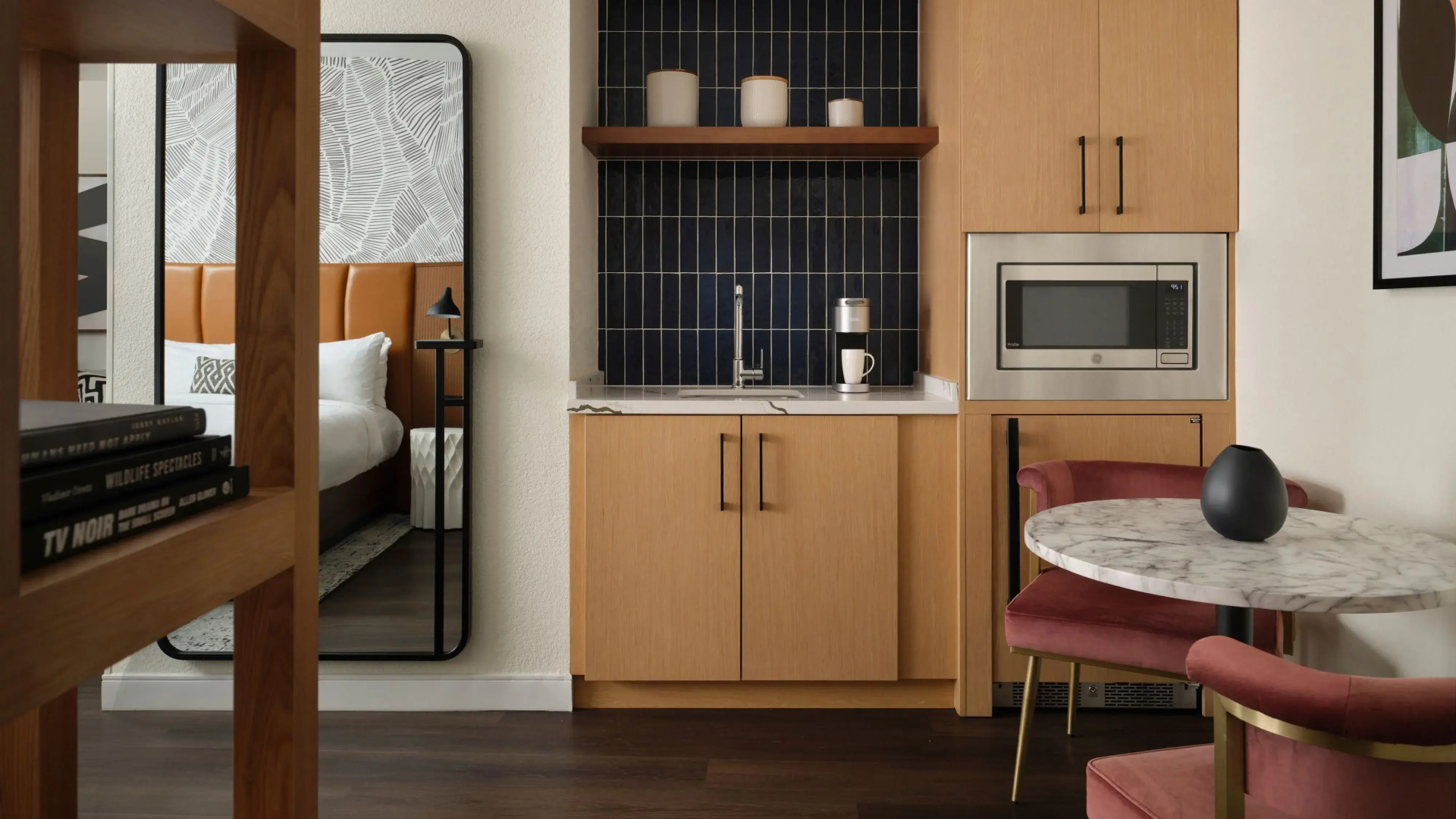 Photo - Burton House, Beverly Hills, A Tribute Portfolio Hotel