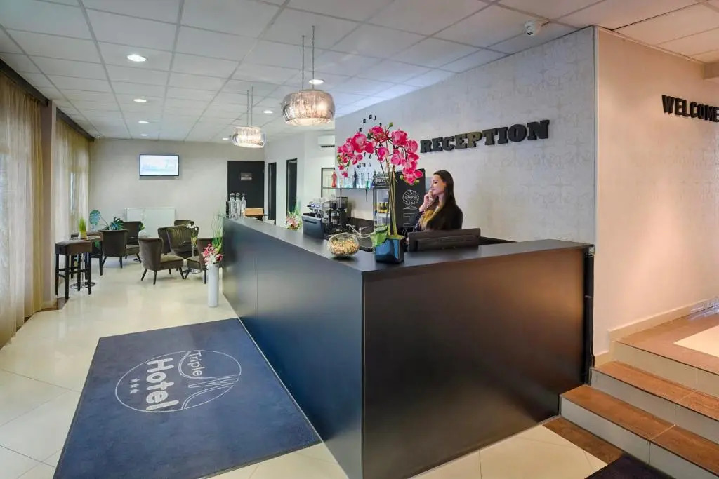 Photo - Triple M Hotel