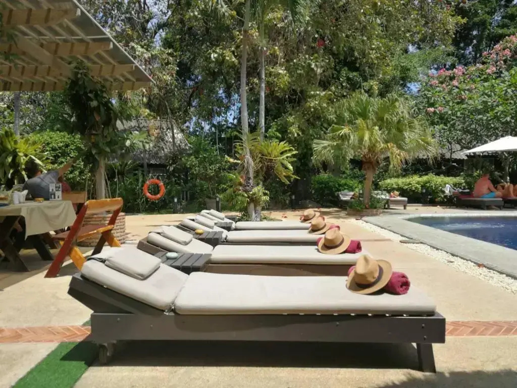 Foto - Let's Hyde Pattaya Resort & Villas - Pool Cabanas