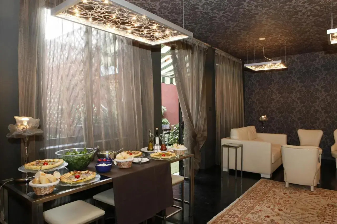 Photo - Hotel Lancaster