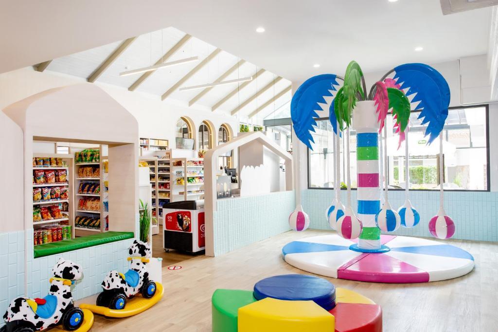 Photo - Katathani Phuket Beach Resort - SHA Extra Plus