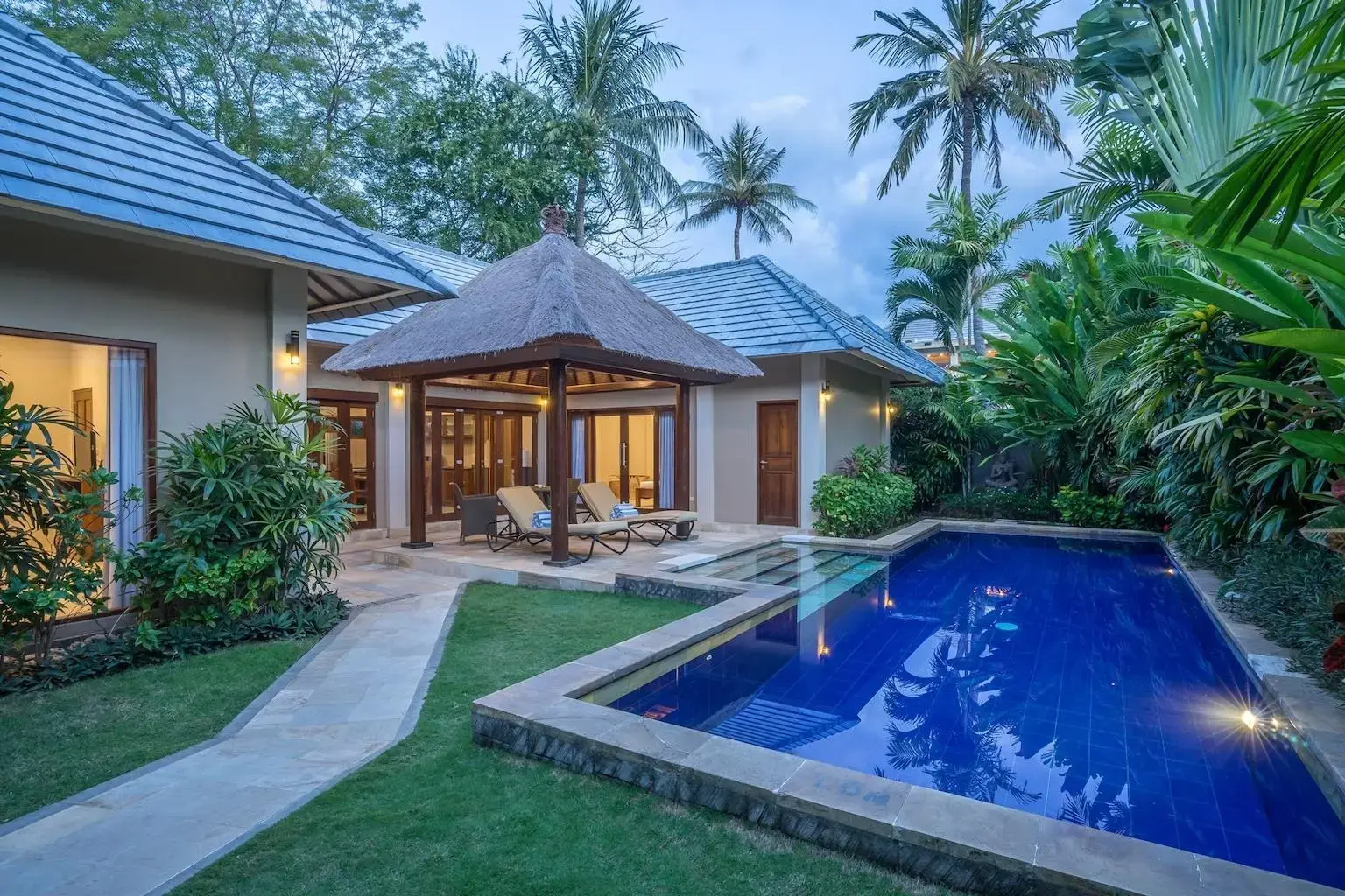 Photo - Lovina Beachhouse Villas