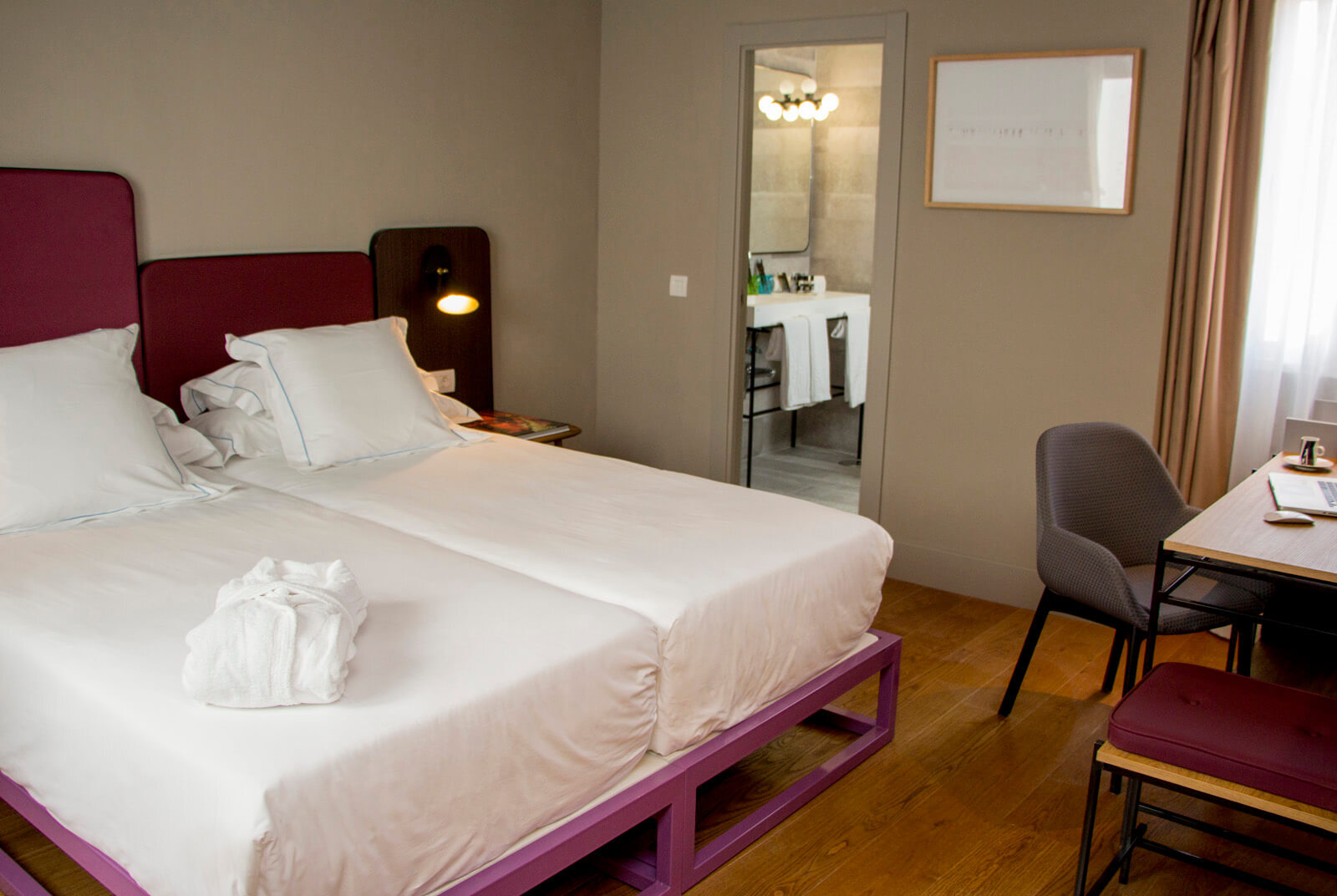 Photo - One Shot Colón