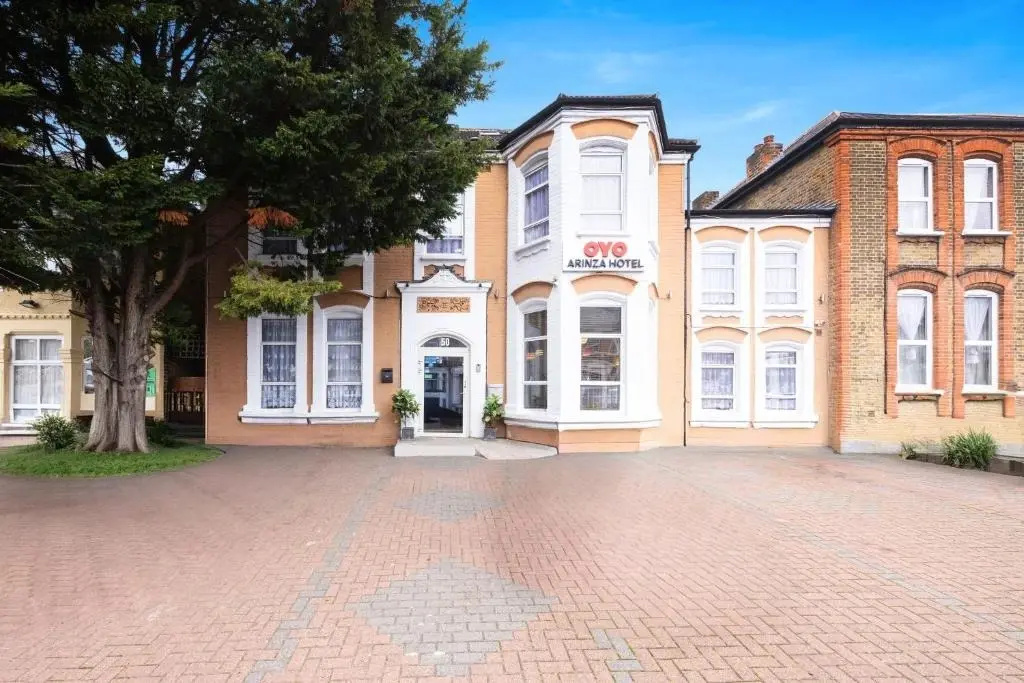Photo - Arinza Hotel, London Ilford