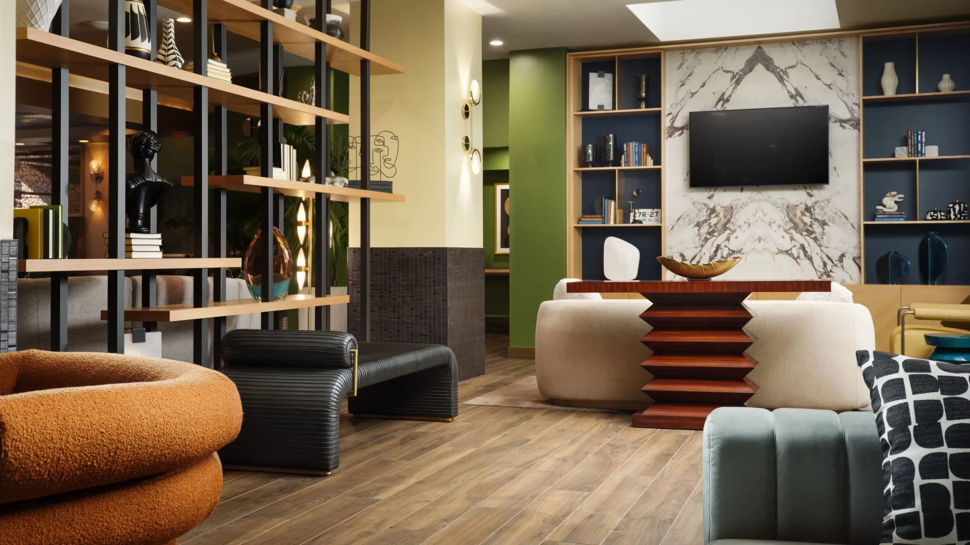 Photo - Burton House, Beverly Hills, A Tribute Portfolio Hotel