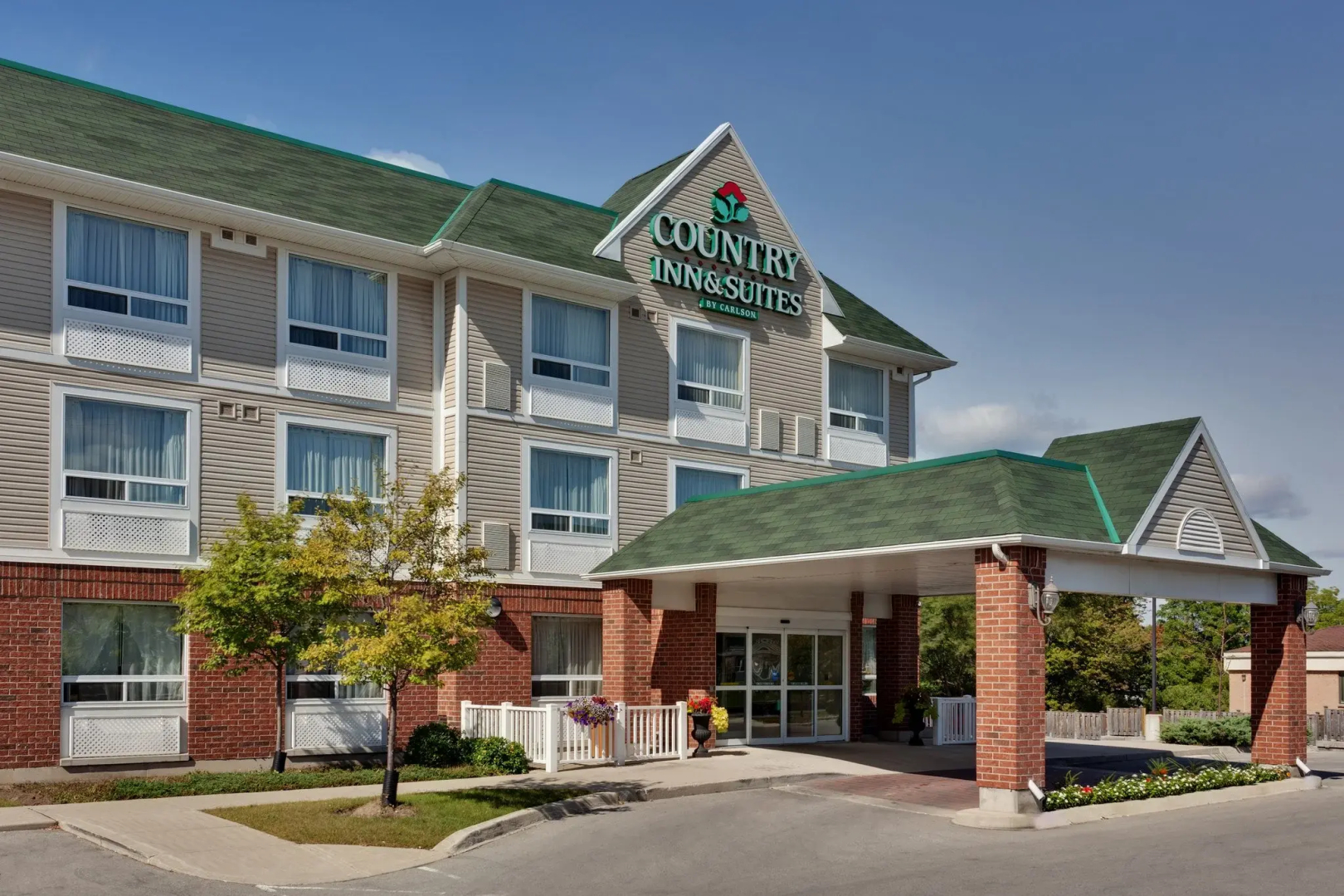 Foto - Staywell Inn & Suites
