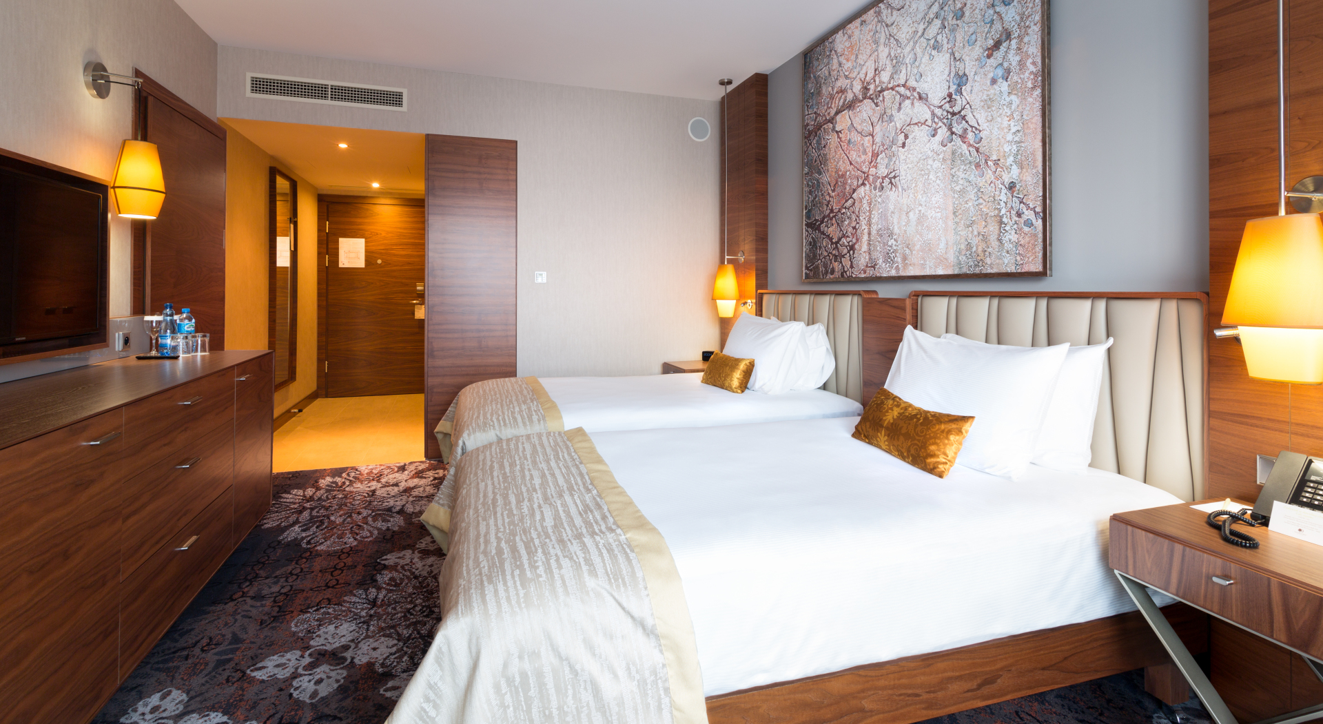 Photo - DoubleTree by Hilton Krakow Hotel & Convention Center