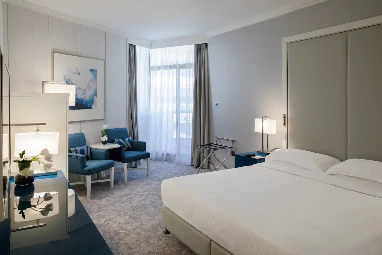 Photo - Beach Rotana – All Suites