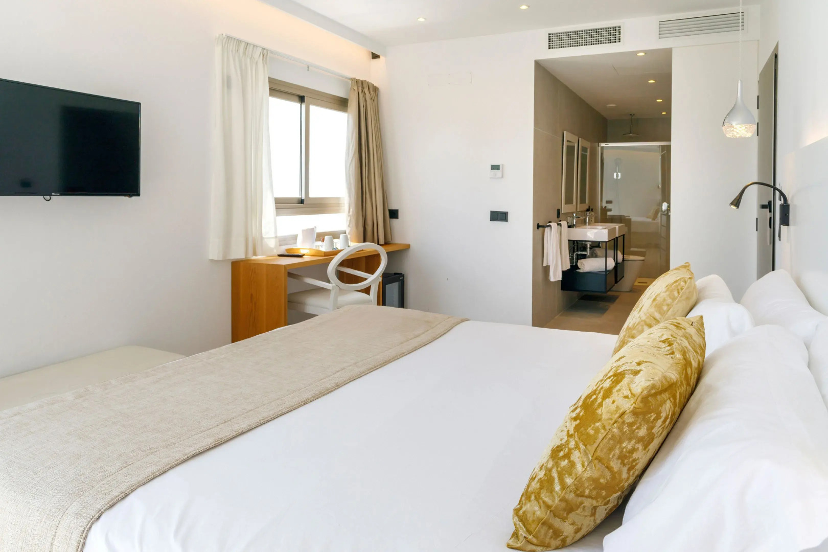 Photo - Alcanada Golf Hotel