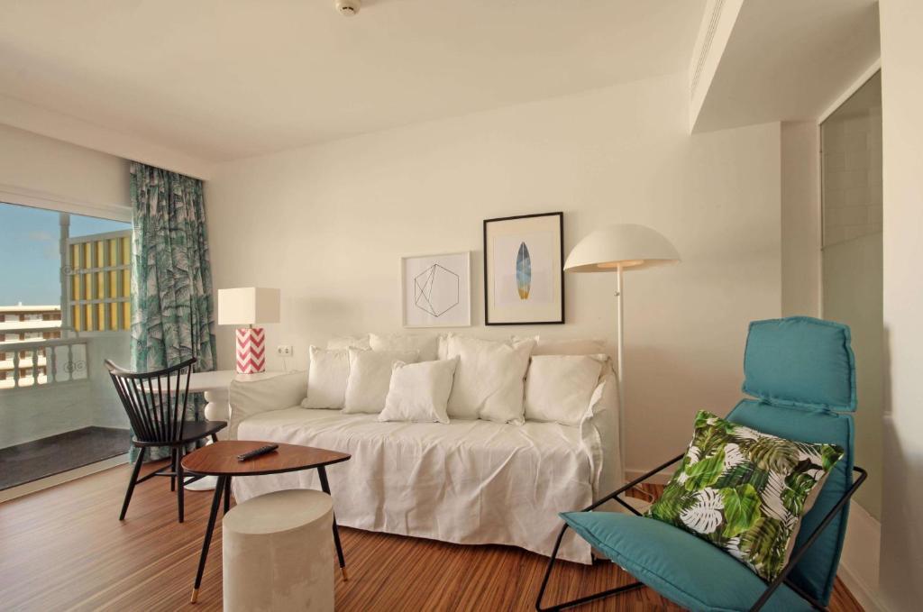 Foto - Gold By Marina - Adults only