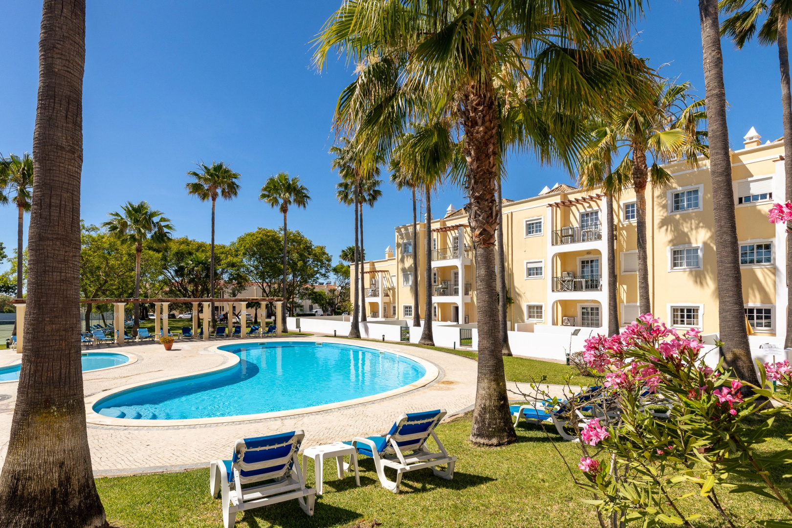 Photo - Praia da Lota Resort - Hotel & Apartments