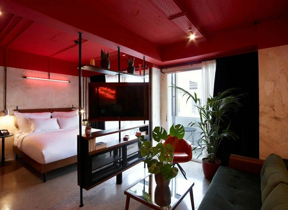 Photo - Max Brown Hotel Downtown Part of Sircle Collection Formally known as Dave Red