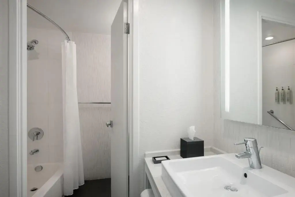 Photo - Renaissance Orlando Resort - Disney Springs Area