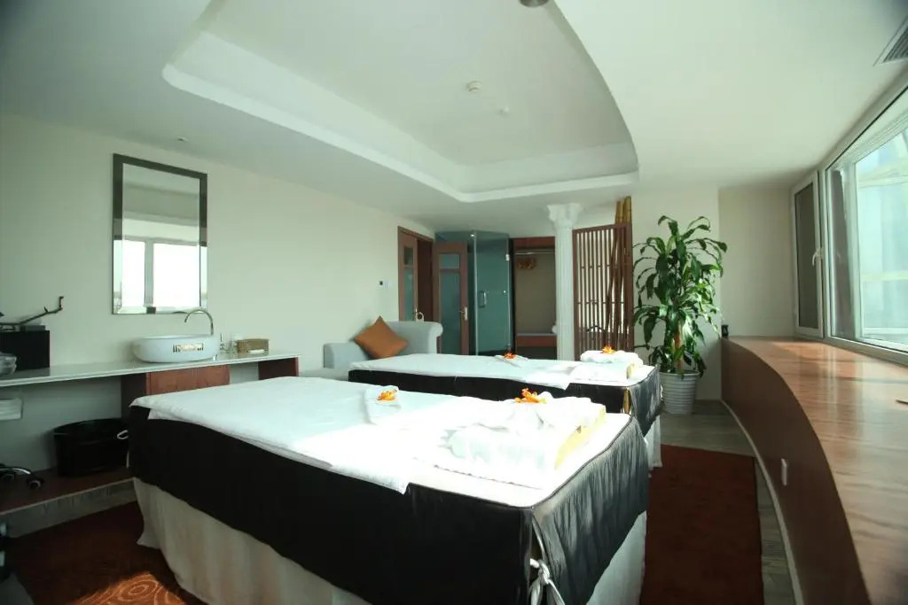 Photo - Oriental Riverside Bund View Hotel (Shanghai International Convention Center)