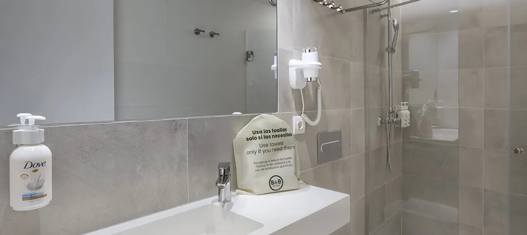 Photo - B&B HOTEL Alicante Centro