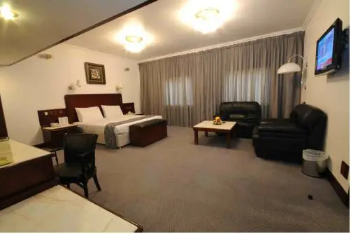 Foto - Grand Astoria Hotel