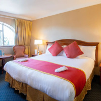 Killarney Plaza Hotel and Spa