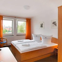 Dietrich-Bonhoeffer-Hotel