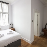 Green Rooms - Hostel