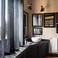 Velona's Jungle Luxury Suites