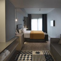 Yurbban Trafalgar Hotel