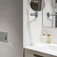 Yurbban Trafalgar Hotel