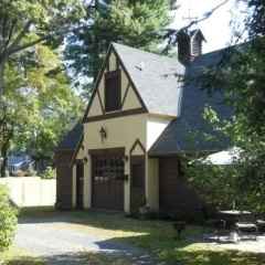 The Carriage House Loft thumbnail 12