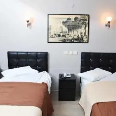 Tanin Hotel thumbnail 4