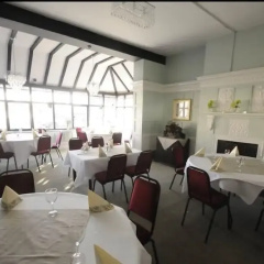 The Royal Oak Hotel thumbnail 12