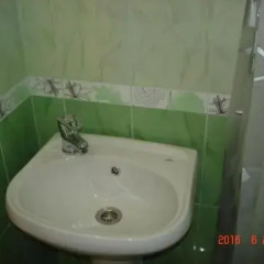Гостиница Guest House Dlya Druzey в Кабардинке отзывы, цены и фото номеров - забронировать гостиницу Guest House Dlya Druzey онлайн Кабардинка ванная фото 2