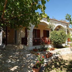 Marina's Villas thumbnail 10