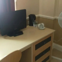 Woking Hotel thumbnail 9