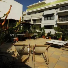 Apartment With Roof Garden thumbnail 9