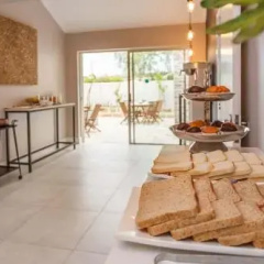 El Dorado 65 Luxury Self Catering thumbnail 11