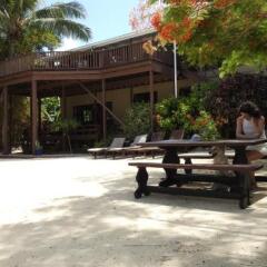 B's Beach House on Muri Lagoon in Rarotonga, Cook Islands from 813$, photos, reviews - zenhotels.com photo 9