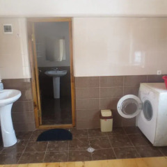 Отель Irma's guesthouse Грузия, Местиа - отзывы, цены и фото номеров - забронировать отель Irma's guesthouse онлайн ванная фото 2