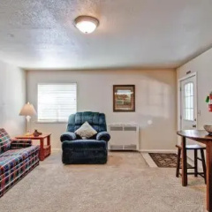 Yosemite Summit & Little Summit - 5BR/3BA Vacation Home thumbnail 2