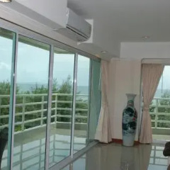 Отель View Talay 7 Jomtien Beach Condominium Таиланд, Паттайя - отзывы, цены и фото номеров - забронировать отель View Talay 7 Jomtien Beach Condominium онлайн балкон