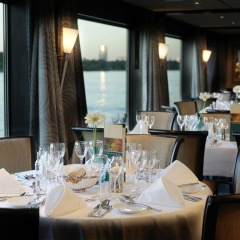 Crossgates Hotelship 4 Star - Hafen - Neuss - Bild 1