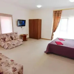 Гостиница Family guest house в Кабардинке отзывы, цены и фото номеров - забронировать гостиницу Family guest house онлайн Кабардинка комната для гостей фото 4