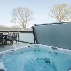 Woodside Lodge Retreats thumbnail 7