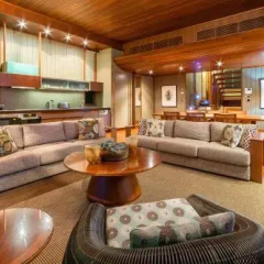 Yacht Club Villa thumbnail 4