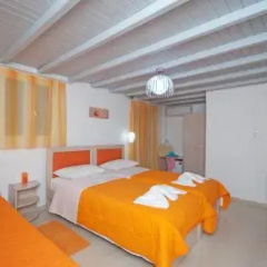 Mykonos Marina thumbnail 3