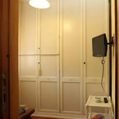 Halley House thumbnail 5