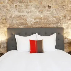 Charming apartment in Paris center thumbnail 4