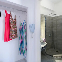 Thalia Apartments thumbnail 8