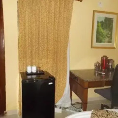 Seaside Suites And Hotel in Freetown, Sierra Leone from 108$, photos, reviews - zenhotels.com photo 11